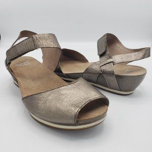 Dansko Vera Wedge Sandal Pewter Leather 40